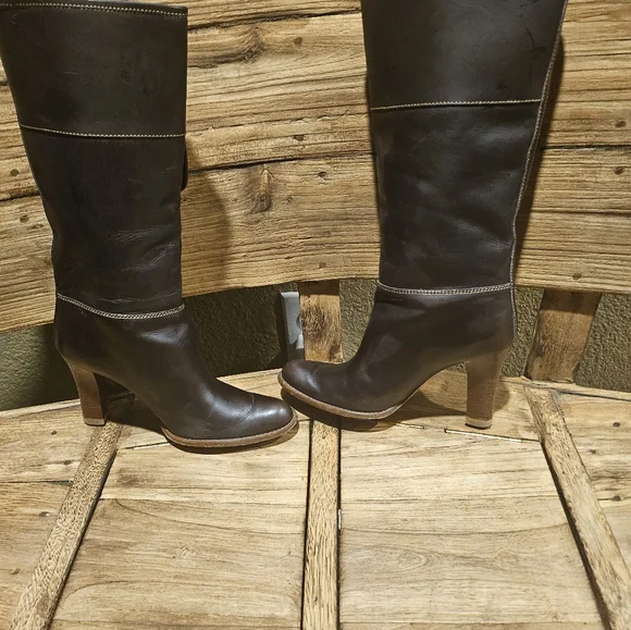 Authenic Coach Boots, Size 7, Made in Italy Pull Up Boots - Picture 4 of 7